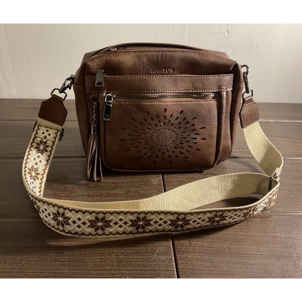 Crossbody Bags for Women Trendy Faux Leather Crossbody Purses Shoulder Handbags - Picture 8 of 11